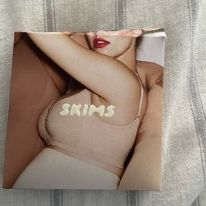 SKIMS Maternity Nursing Sculpting Bra